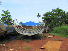 Houseboat Building